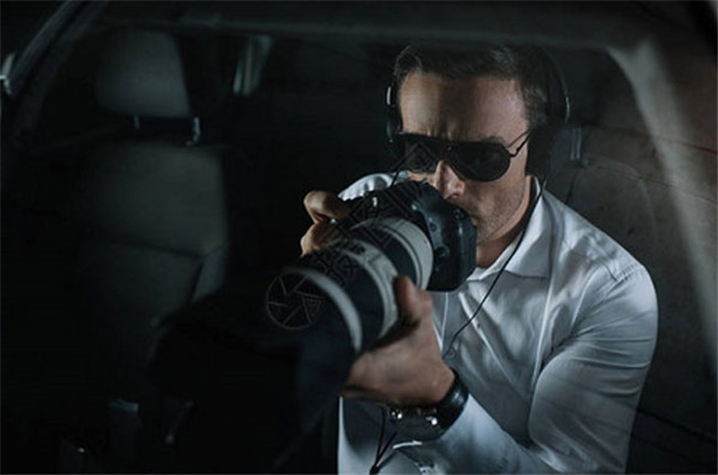 深圳侦探如何追踪和记录婚外情双方的通信记录？